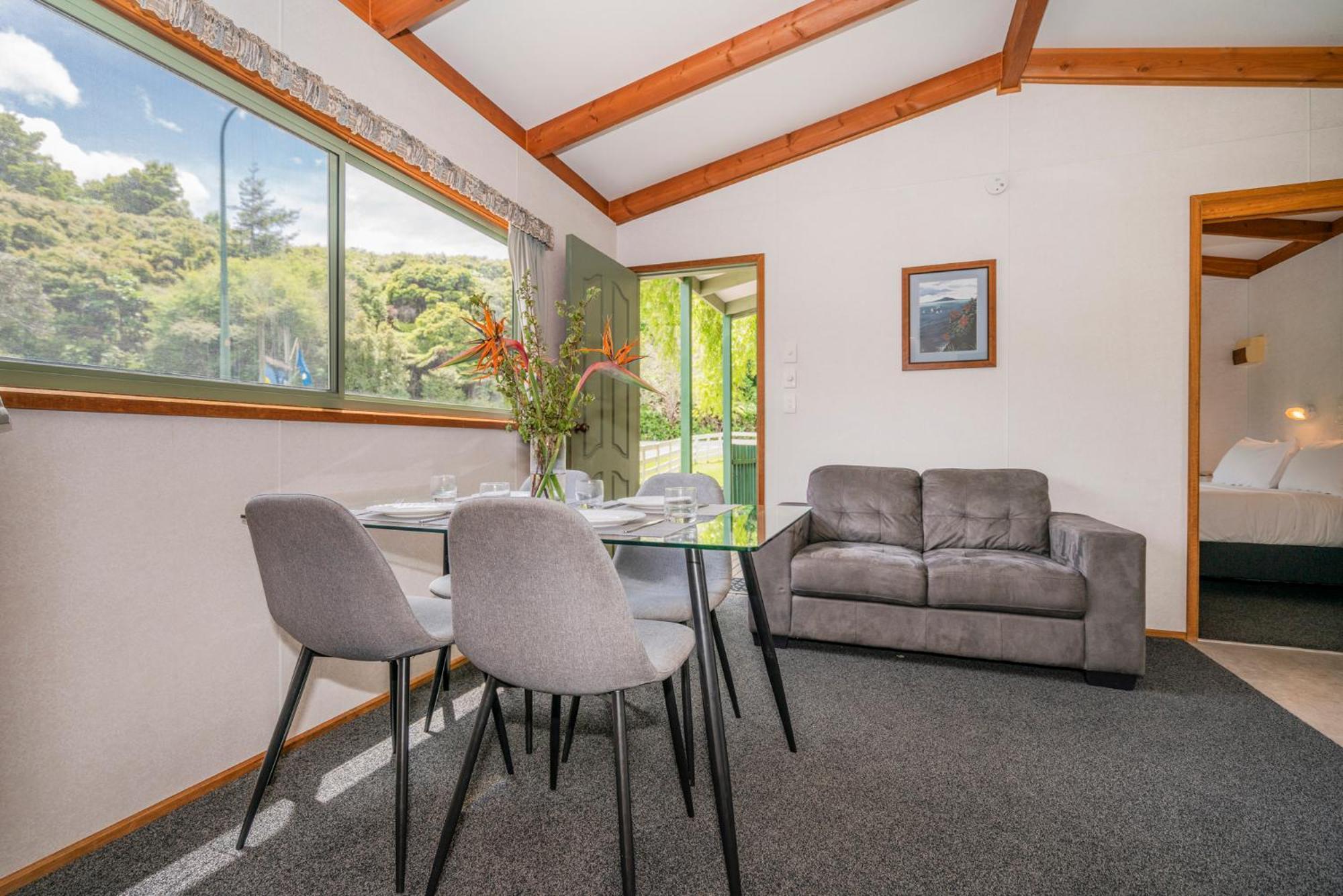 Coromandel Shelly Beach Top 10 Holiday Park Εξωτερικό φωτογραφία